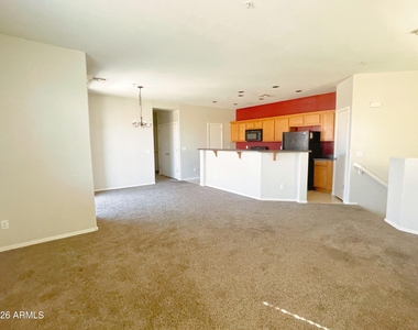 1417 N 80th Lane - Photo Thumbnail 4