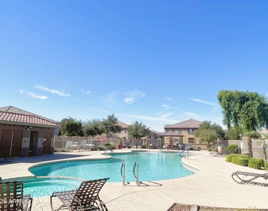1417 N 80th Lane - Photo Thumbnail 18