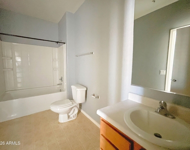 1417 N 80th Lane - Photo Thumbnail 15