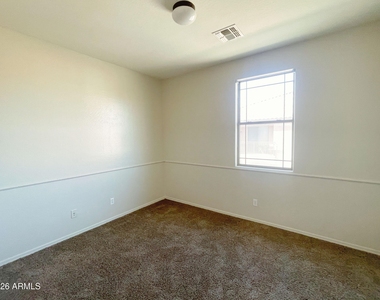 1417 N 80th Lane - Photo Thumbnail 11