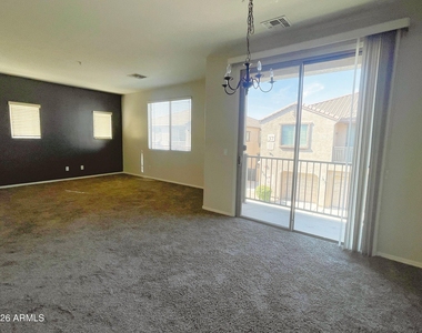 1417 N 80th Lane - Photo Thumbnail 9