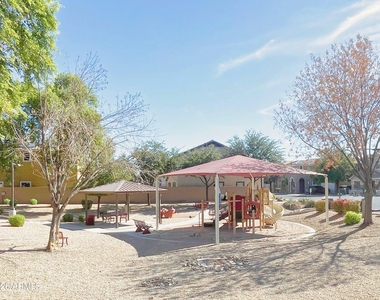 1417 N 80th Lane - Photo Thumbnail 19