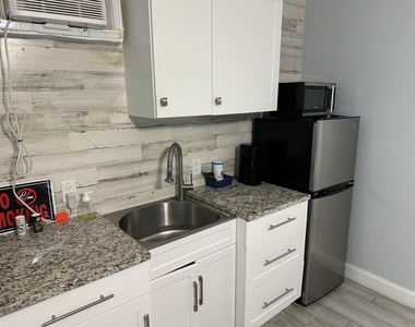 1258 Beach Road - Photo Thumbnail 6