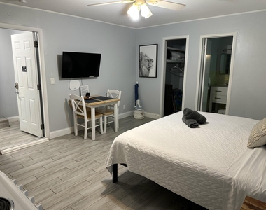 1258 Beach Road - Photo Thumbnail 4