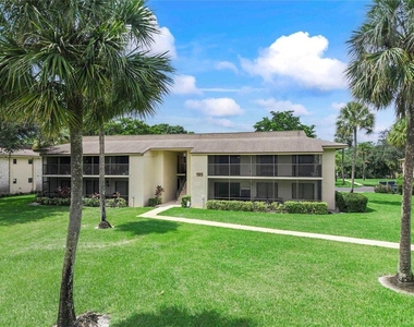 195 Deer Creek Boulevard - Photo Thumbnail 17