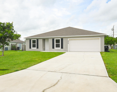 3076 Sw Lucerne Street Sw - Photo Thumbnail 3