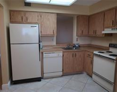 357 N Rock Island Road - Photo Thumbnail 4