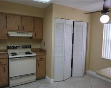 357 N Rock Island Road - Photo Thumbnail 3