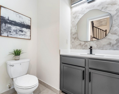 4392 Veleiros Avenue - Photo Thumbnail 10