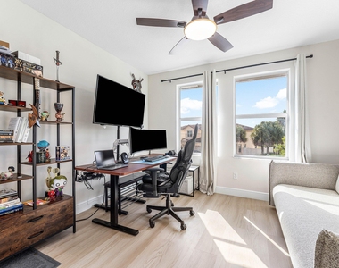 4392 Veleiros Avenue - Photo Thumbnail 15