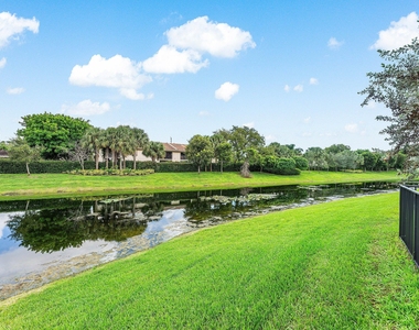 4392 Veleiros Avenue - Photo Thumbnail 25
