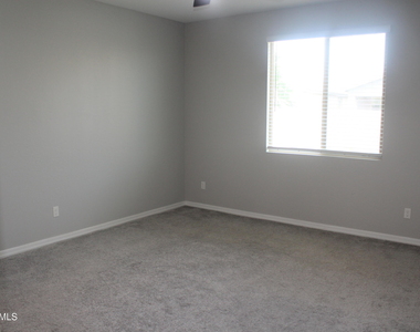 35966 W Santa Monica Avenue - Photo Thumbnail 12