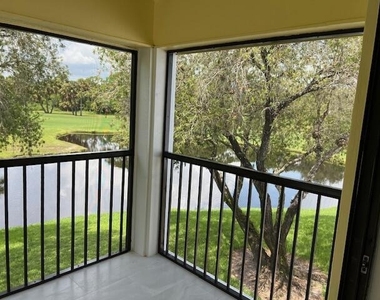 4225 Gator Trace Avenue - Photo Thumbnail 15