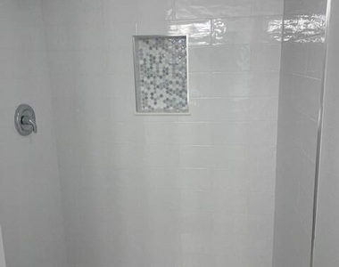 4225 Gator Trace Avenue - Photo Thumbnail 9