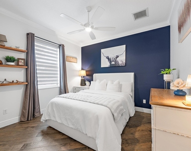 836 Sw 34th Terrace - Photo Thumbnail 23