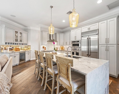 836 Sw 34th Terrace - Photo Thumbnail 7
