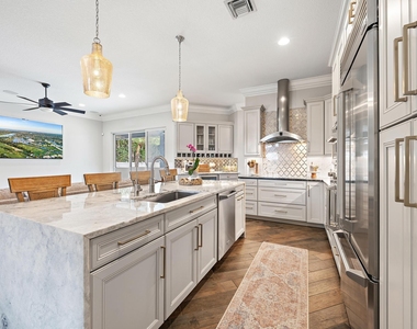 836 Sw 34th Terrace - Photo Thumbnail 9