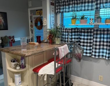 2402 Antigua Circle - Photo Thumbnail 6
