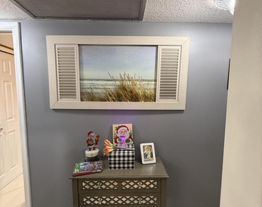 2402 Antigua Circle - Photo Thumbnail 31