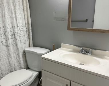 2733 Ne 1st Terrace - Photo Thumbnail 29