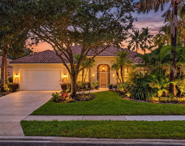 7605 Red River Road S - Photo Thumbnail 4