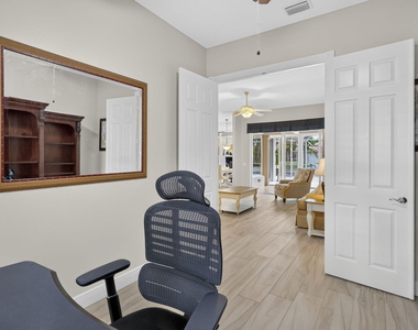 7605 Red River Road S - Photo Thumbnail 20