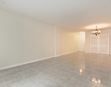 3001 S Ocean Drive - Photo Thumbnail 3