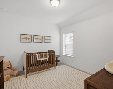 905 Bluebell Street - Photo Thumbnail 31