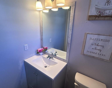 7721 Stone Harbour Drive - Photo Thumbnail 14