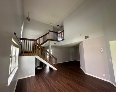 7721 Stone Harbour Drive - Photo Thumbnail 5