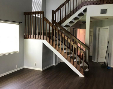 7721 Stone Harbour Drive - Photo Thumbnail 2