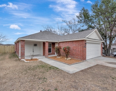 8112 Arbor Avenue - Photo Thumbnail 1
