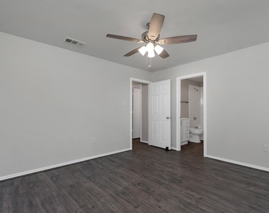 8112 Arbor Avenue - Photo Thumbnail 12