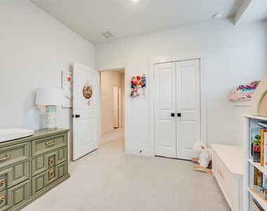 2618 La Cala Drive - Photo Thumbnail 13