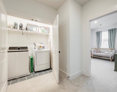 2618 La Cala Drive - Photo Thumbnail 19
