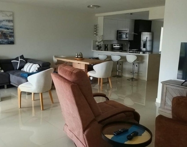 565 Oaks Lane - Photo Thumbnail 44