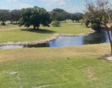 565 Oaks Lane - Photo Thumbnail 32