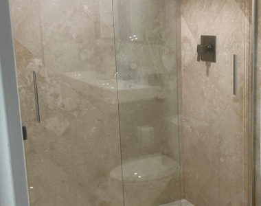 565 Oaks Lane - Photo Thumbnail 5