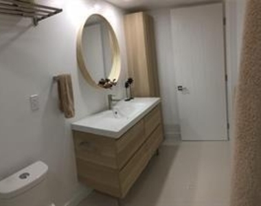 565 Oaks Lane - Photo Thumbnail 33