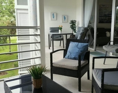 565 Oaks Lane - Photo Thumbnail 45