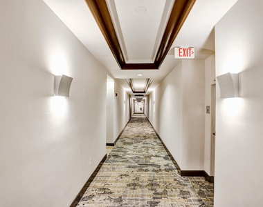99 Se Mizner Boulevard - Photo Thumbnail 10