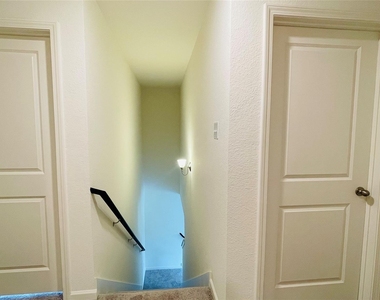 26 Glen Crossings - Photo Thumbnail 7