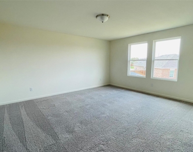 26 Glen Crossings - Photo Thumbnail 13