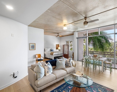 365 Se 6th Avenue - Photo Thumbnail 7