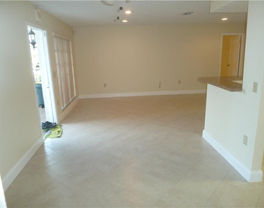 9616 Nw 26th Place - Photo Thumbnail 5