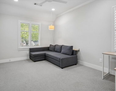 5434 Martel Avenue - Photo Thumbnail 13