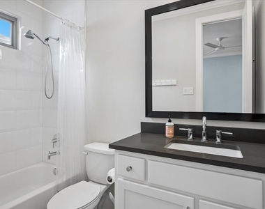 5434 Martel Avenue - Photo Thumbnail 16