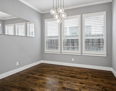 5434 Martel Avenue - Photo Thumbnail 3