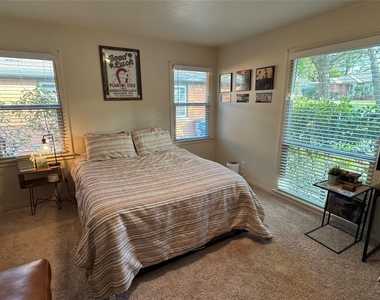 1911 Ferndale Avenue - Photo Thumbnail 10