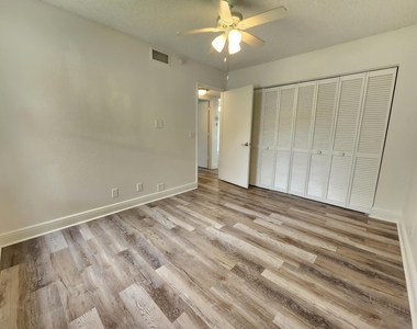 1461 Windorah Way - Photo Thumbnail 20